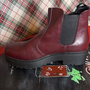 Women's Burgundy Ankle Boots